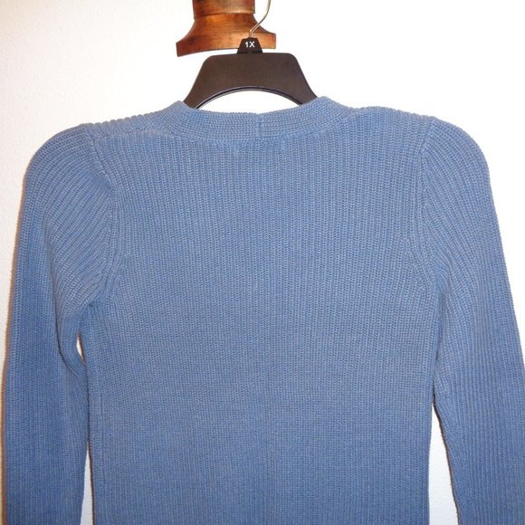LIZ Claiborne V Neck Sweater Size Medium - Picture 8 of 10